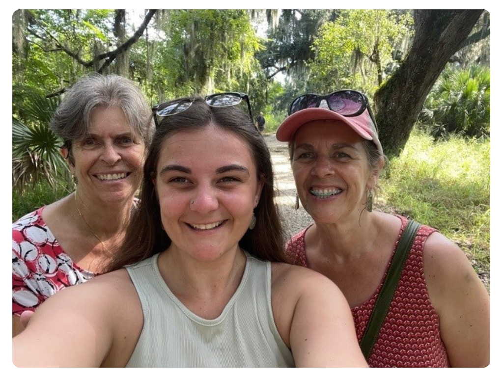 Zofia Kosakowski with mother and grandmother